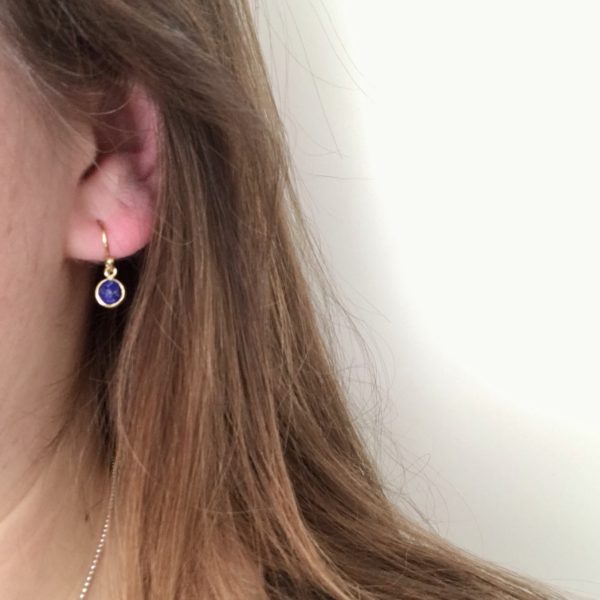 Kleine edelsteen oorbellen rond lapis lazuli  925 zilver verguld oorhanger